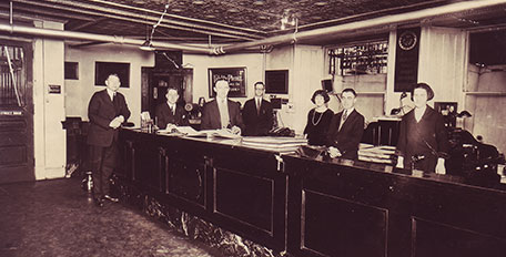 teller line historic photo